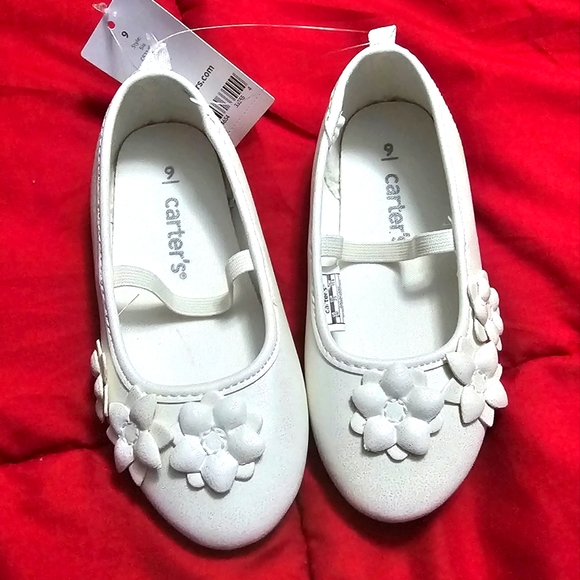 white toddlers shoes - Picture 1 of 1